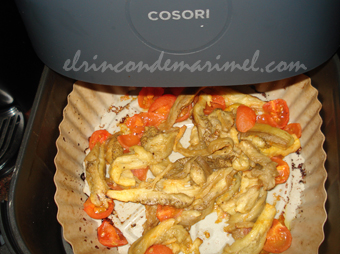 berenjena asada y tomates cherrys