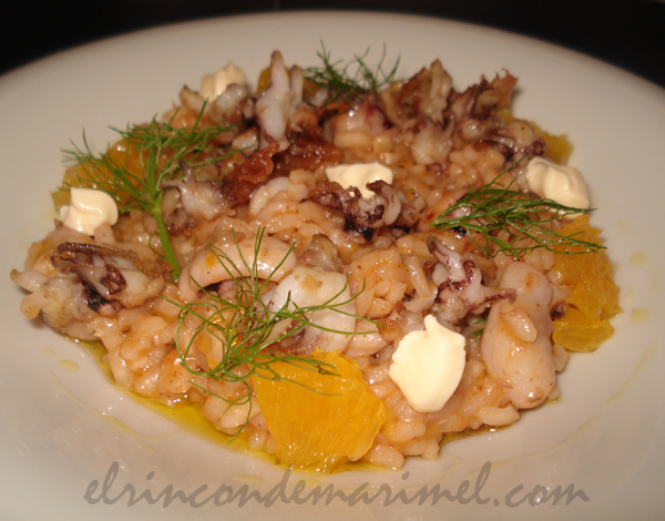 arroz melozo con chipirones, naranja e hinojo