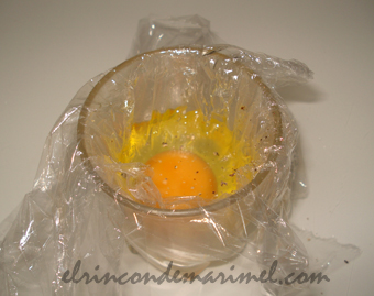huevo poche microondas
