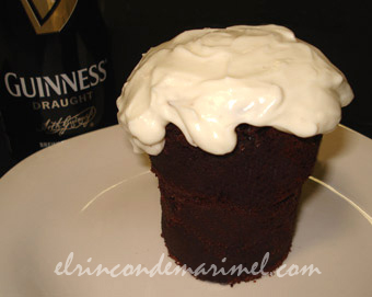 Tarta de chocolate pinta de cerveza Guinness